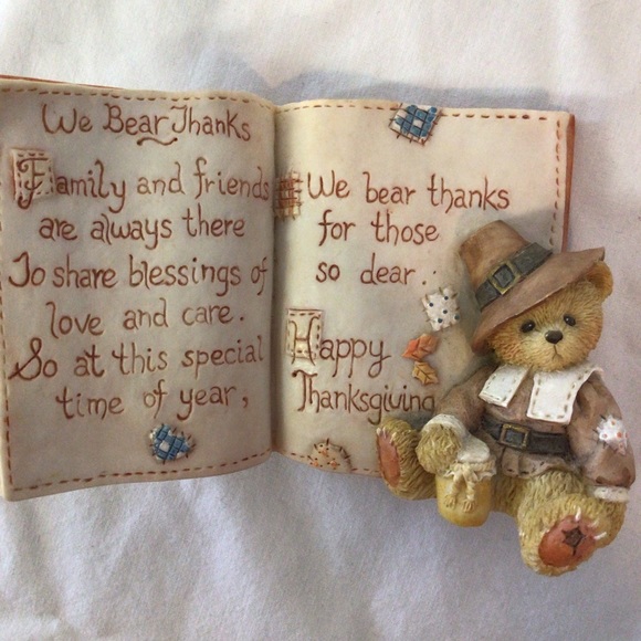 Thanksgiving prayer bear statue - Picture 4 of 6